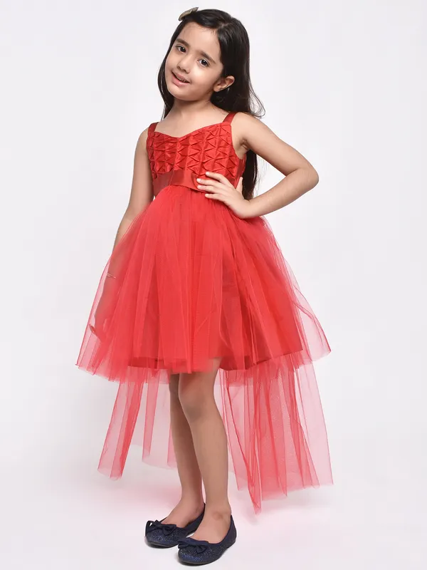 Partywear_dress_with_tail
