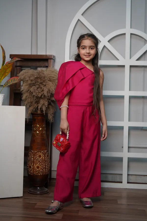 Jelly_Jones_Silk_cord_set_with_falling_flap_sleeves.