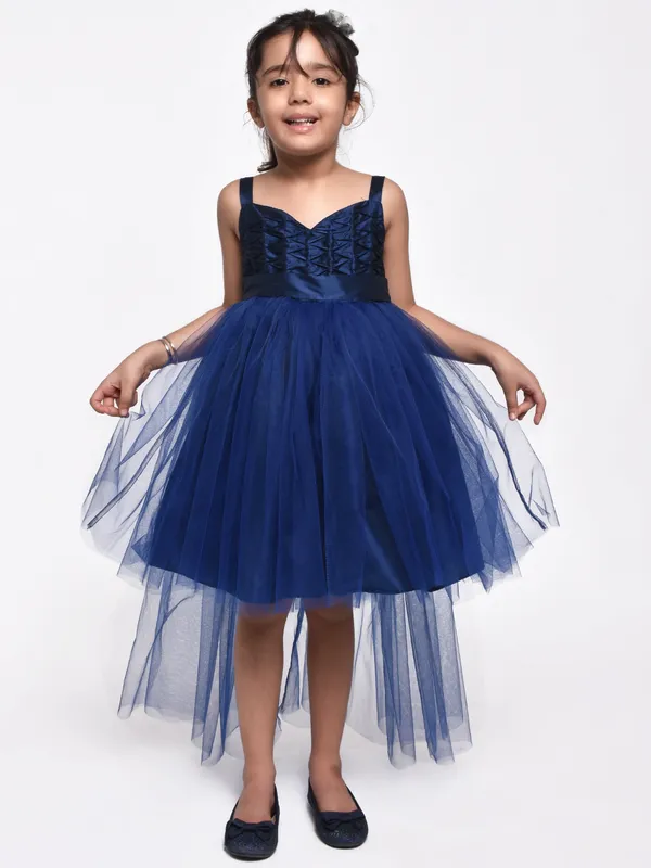 Partywear_dress_with_tail
