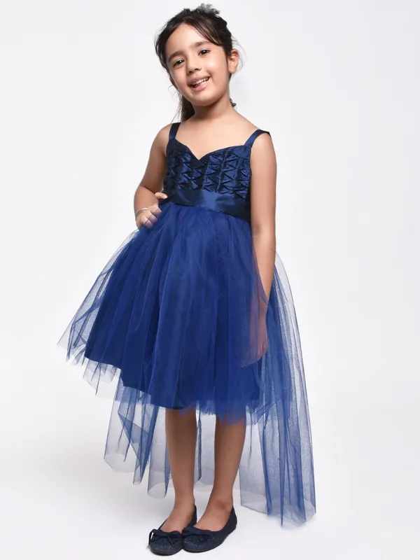 Partywear_dress_with_tail
