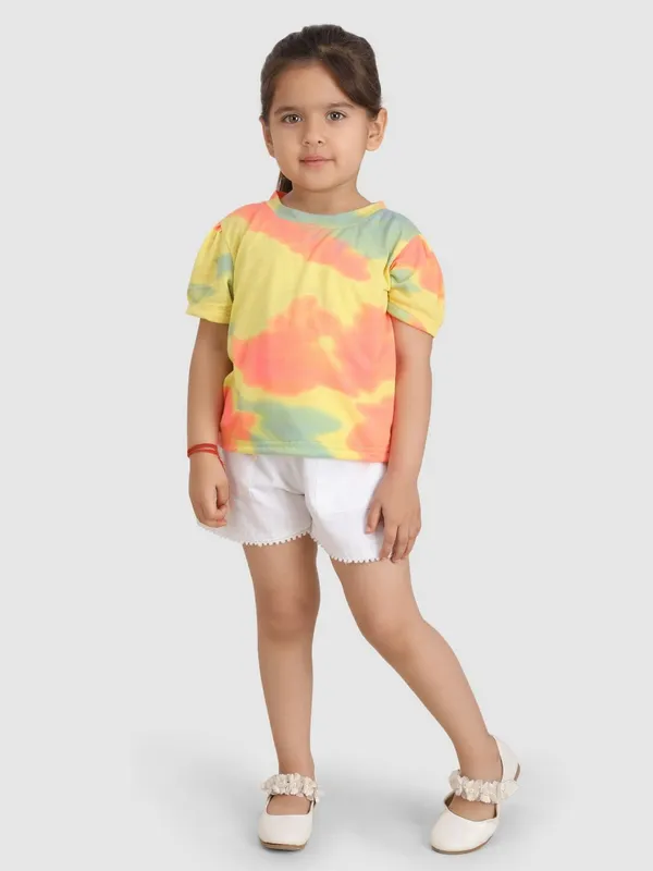 Yellow_Self_Design_Cotton_Blend_Regular_T_Shirt__For_Girls