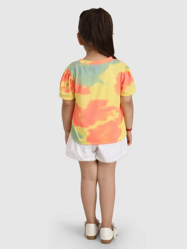 Yellow_Self_Design_Cotton_Blend_Regular_T_Shirt__For_Girls