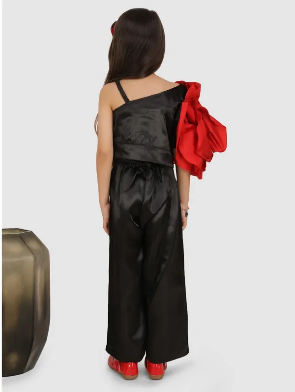 Black_Solid_Casual_Top_&_Trouser_Set_for_Girls_–_Effortless_Style_&_Comfort