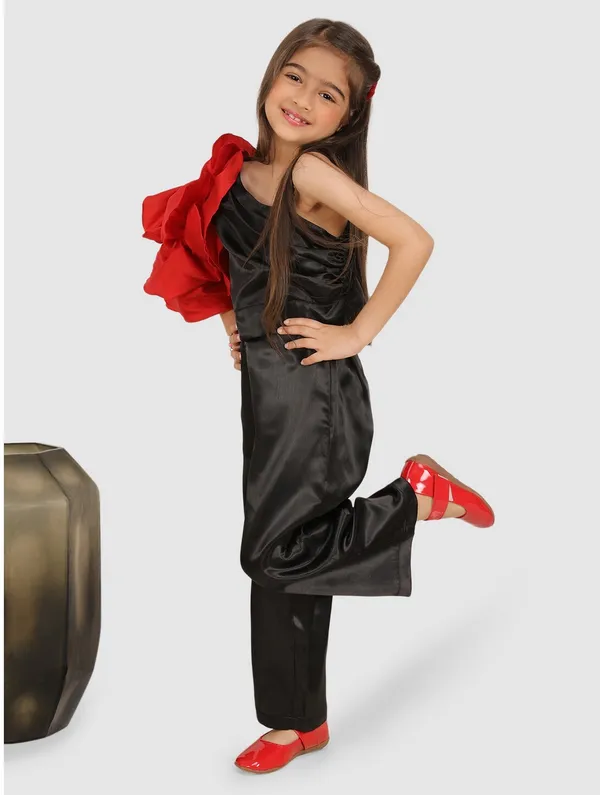 Black_Solid_Casual_Top_&_Trouser_Set_for_Girls_–_Effortless_Style_&_Comfort
