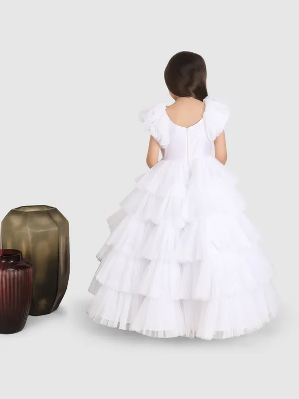 Jelly_Jones_White_Flared_Gown_with_sequence_embellishment