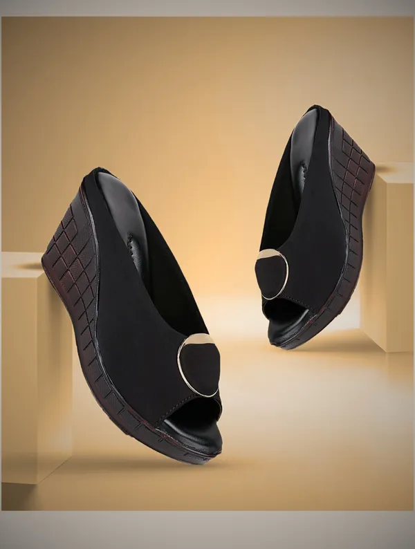 Black_Premium_Synthetic_Medium_Heel_Sandal_For_Women