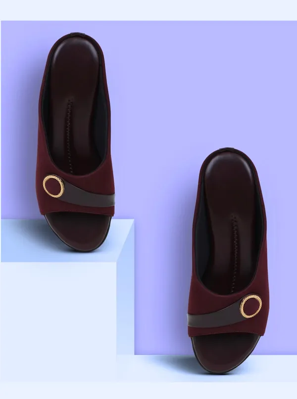 Brown_Premium_Synthetic_Low_Heel_Sandal_For_Women