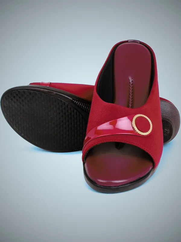 Cherry_Premium_Synthetic_Low_Heel_Sandal_For_Women