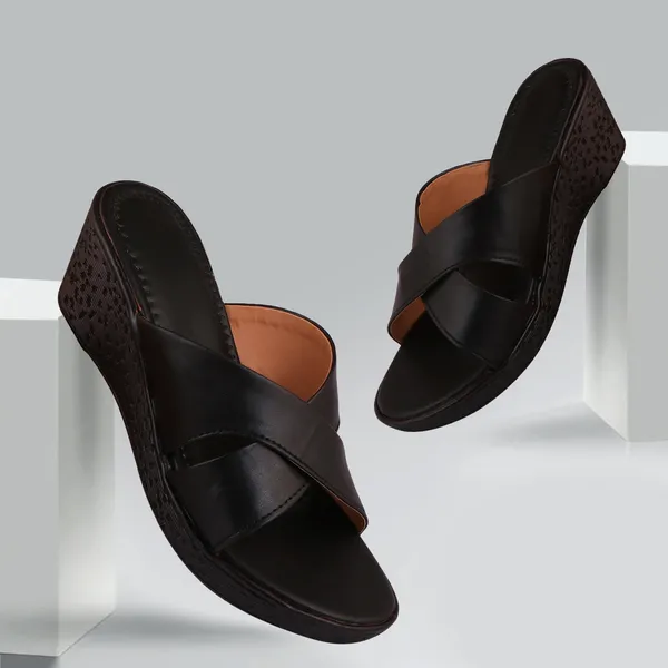 Black_Premium_Synthetic_Medium_Heel_Sandal_For_Women