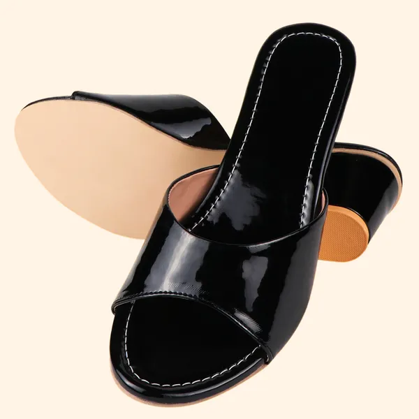 Black_Premium_Synthetic_Medium_Heel_Sandal_For_Women
