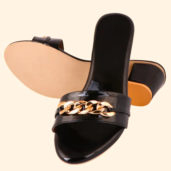 Black_Premium_Synthetic_Medium_Heel_Sandal_For_Women