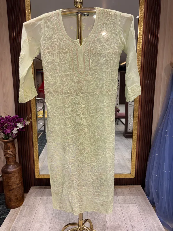 Pure_chiffon_cut_Dana_Chikankari_green_kurti