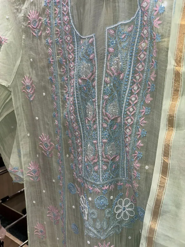 Pure_light_green_mul_chikankari_kurta_set