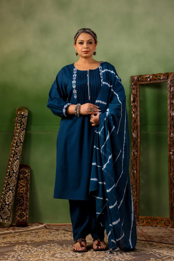 Blue_Pintuck_Plus_Suit_Set_For_Women_&_Girls
