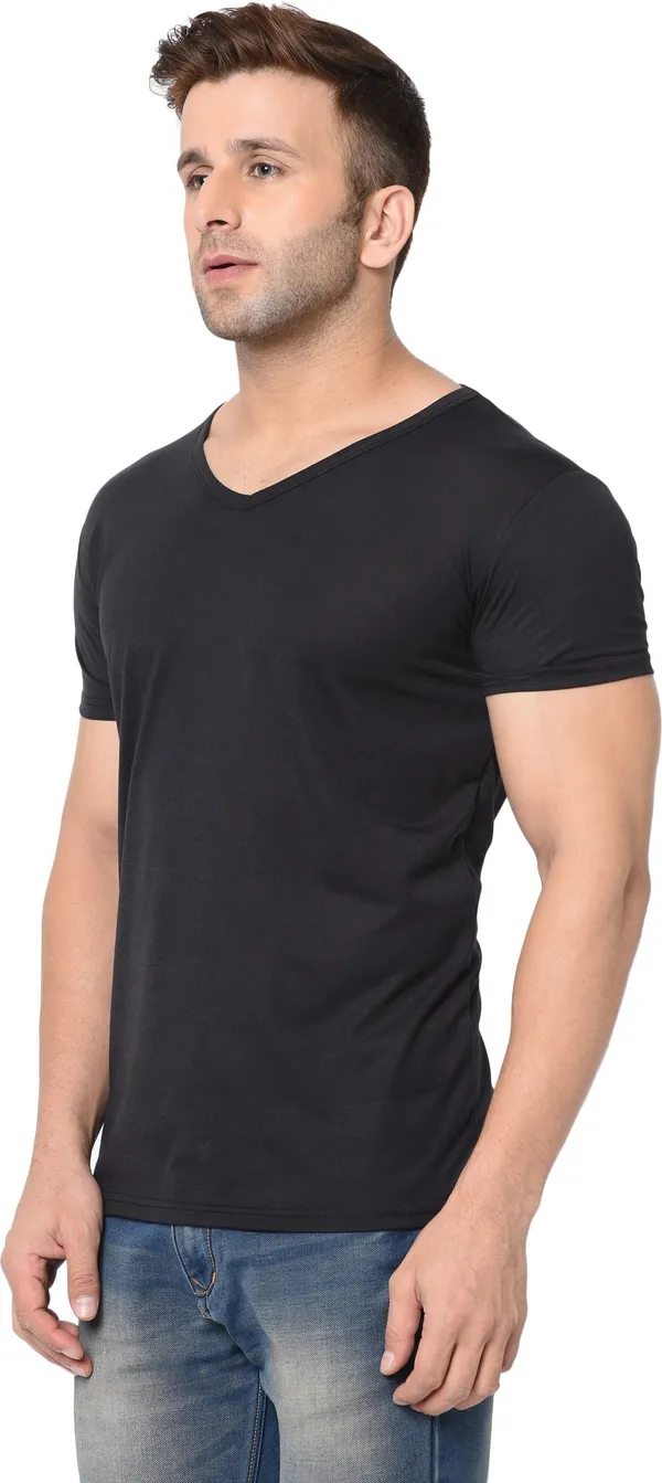 Black_Cotton_Solid_V_Neck_Regukar_Fit_T-Shirt_For_Men