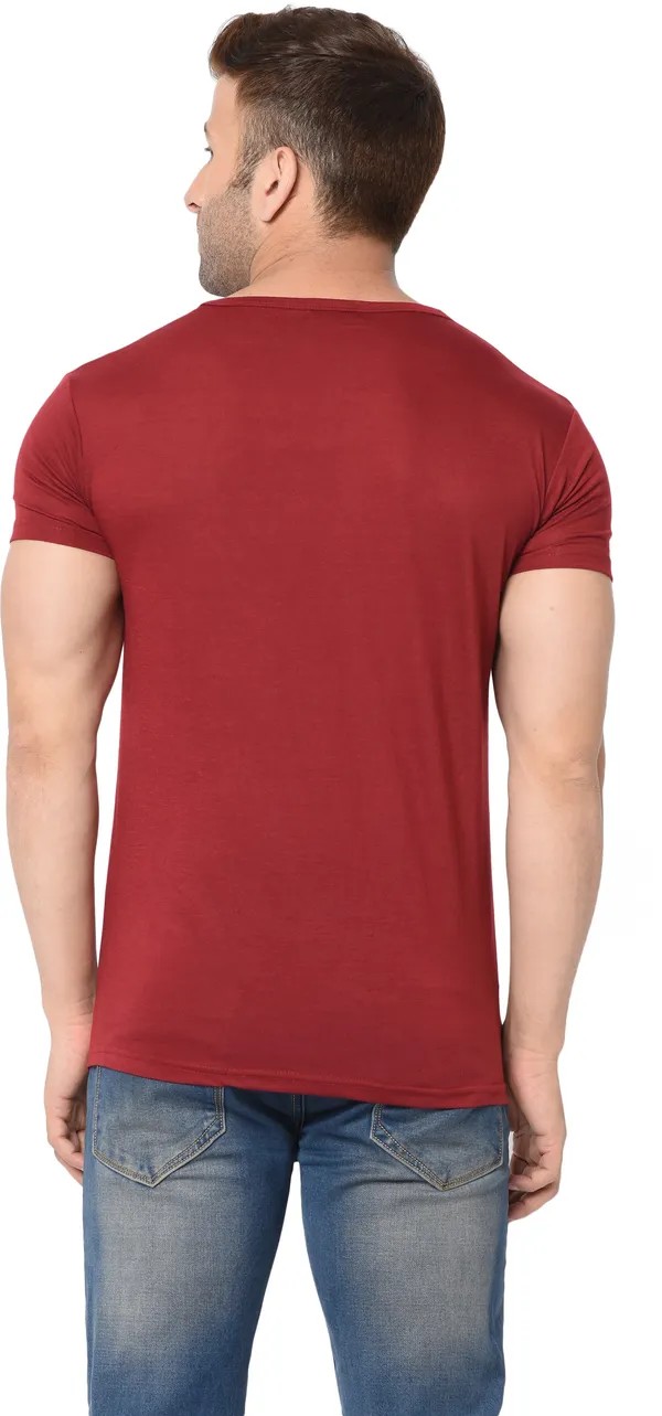 Maroon_Cotton_Solid_V_Neck_Regukar_Fit_T-Shirt_For_Men
