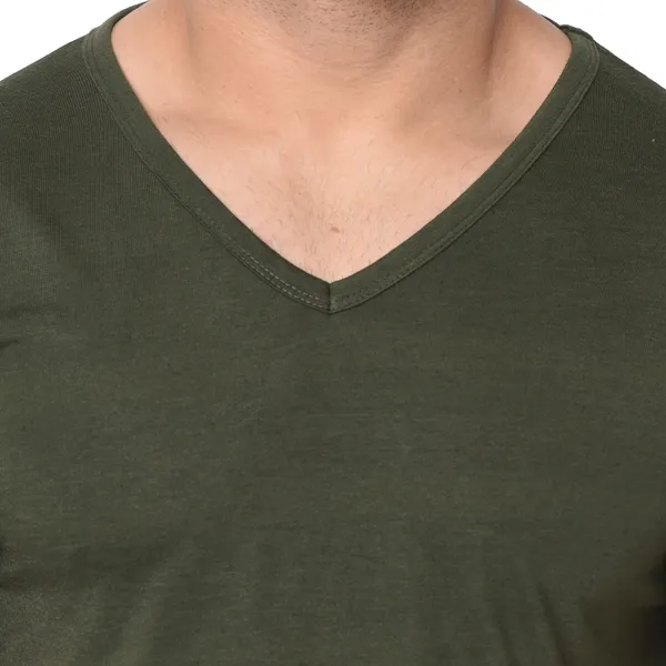 Dark_Green_Cotton_Solid_V_Neck_Regukar_Fit_T-Shirt_For_Men