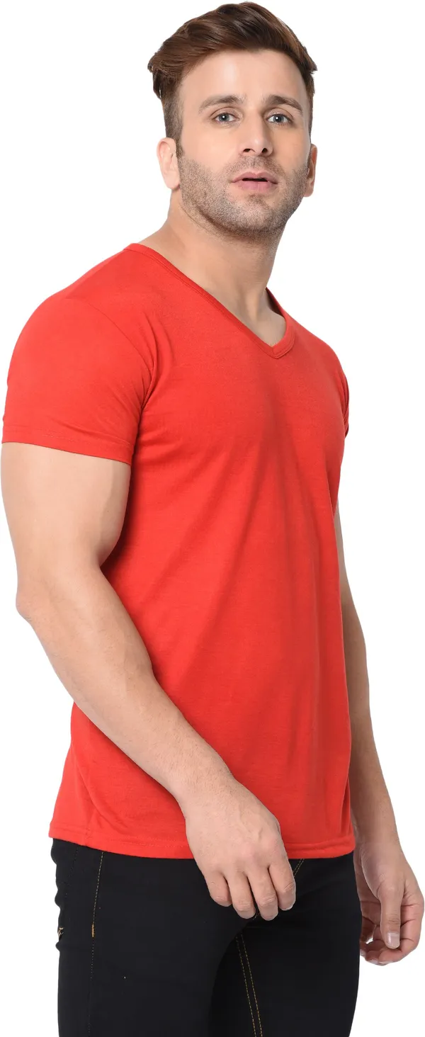 Red_Cotton_Solid_V_Neck_Regukar_Fit_T-Shirt_For_Men