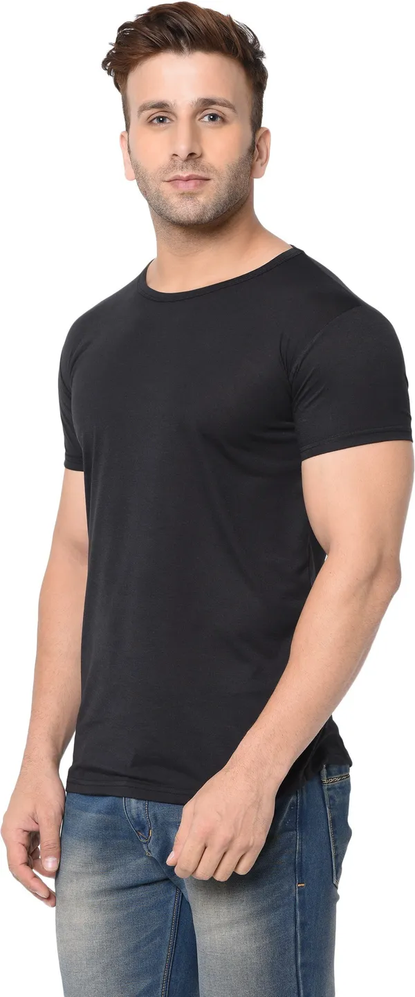 Black_Cotton_Solid_Round_Neck_Regukar_Fit_T-Shirt_For_Men