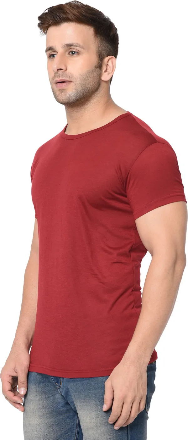 Maroon_Cotton_Solid_Round_Neck_Regukar_Fit_T-Shirt_For_Men