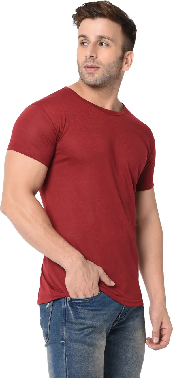 Maroon_Cotton_Solid_Round_Neck_Regukar_Fit_T-Shirt_For_Men