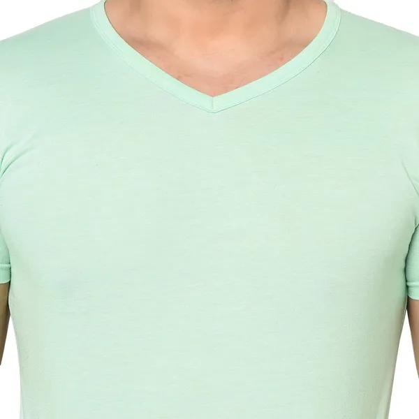 Green_Cotton_Solid_V_Neck_Regukar_Fit_T-Shirt_for_men