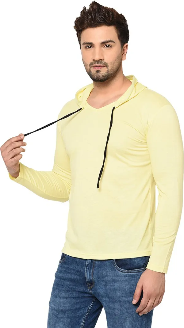 Yellow_Cotton_Solid_Scoop_Neck_Regukar_Fit_T-Shirt_For_Men