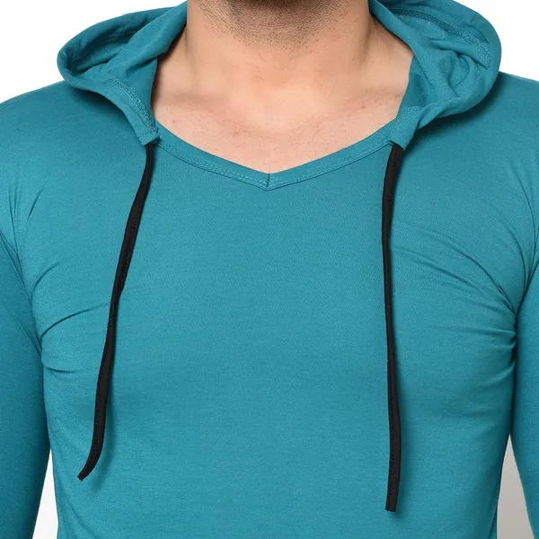 Blue_Cotton_Solid_Scoop_Neck_Regukar_Fit_T-Shirt_For_Men