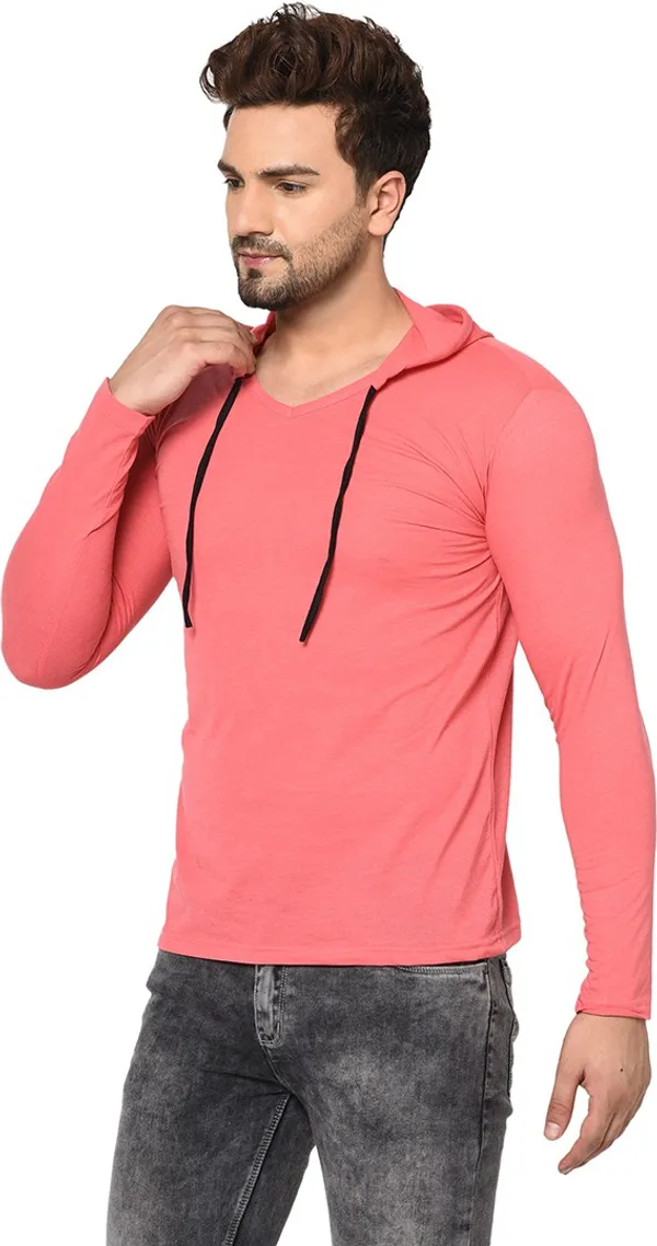 Red_Cotton_Solid_Scoop_Neck_Regukar_Fit_T-Shirt_For_Men