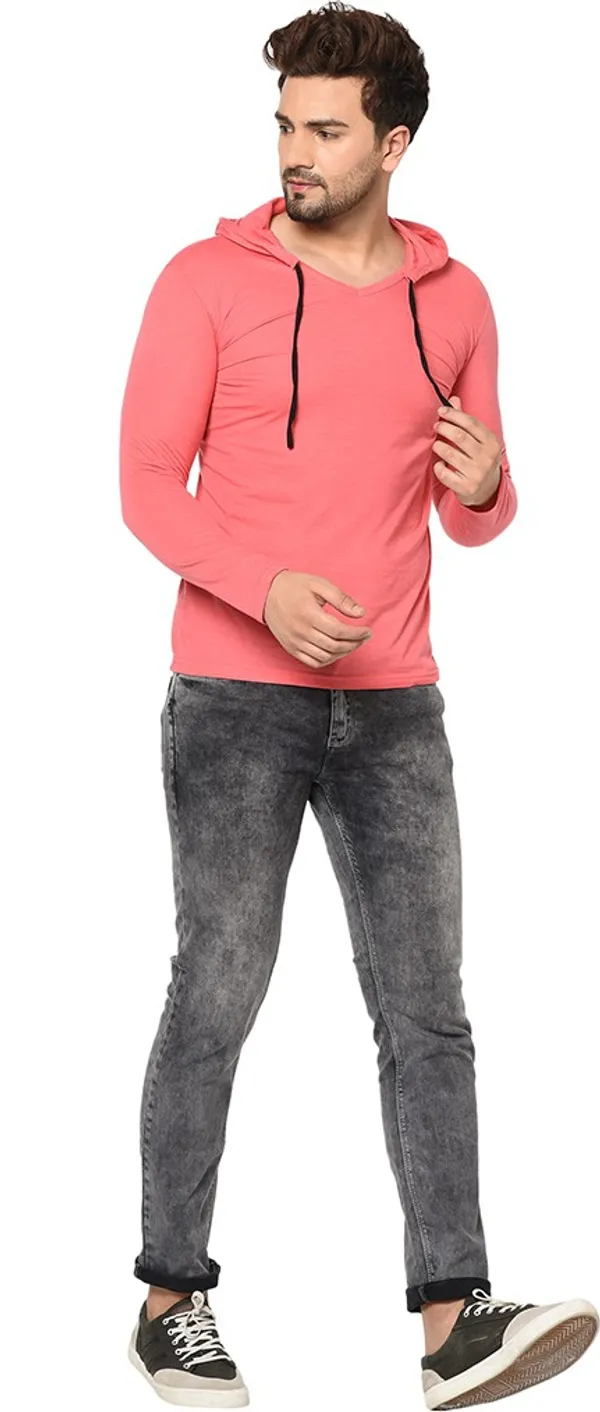 Red_Cotton_Solid_Scoop_Neck_Regukar_Fit_T-Shirt_For_Men