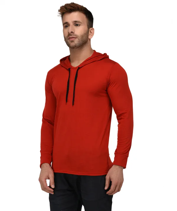 Red_Cotton_Solid_Scoop_Neck_Regukar_Fit_T-Shirt_for_men
