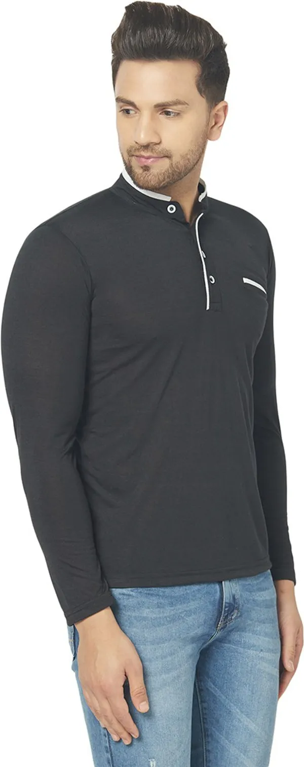 Black_Cotton_Solid_Henley_Neck_Regukar_Fit_T-Shirt_For_Men