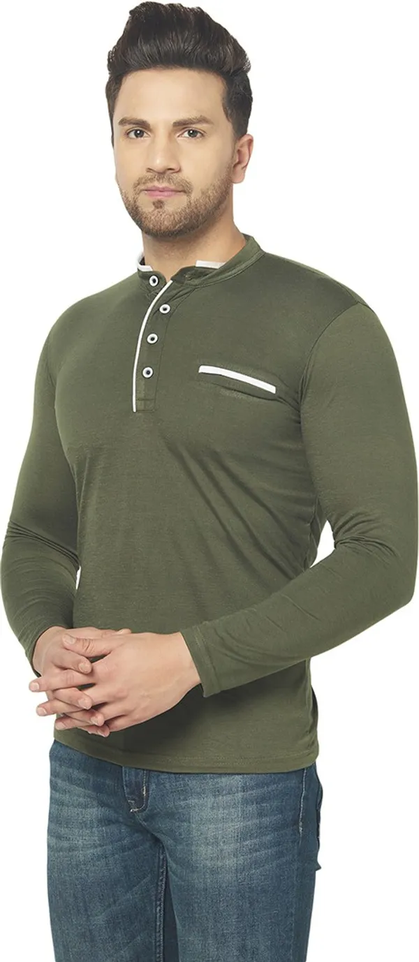 Dark_Green_Cotton_Solid_Henley_Neck_Regukar_Fit_T-Shirt_for_men
