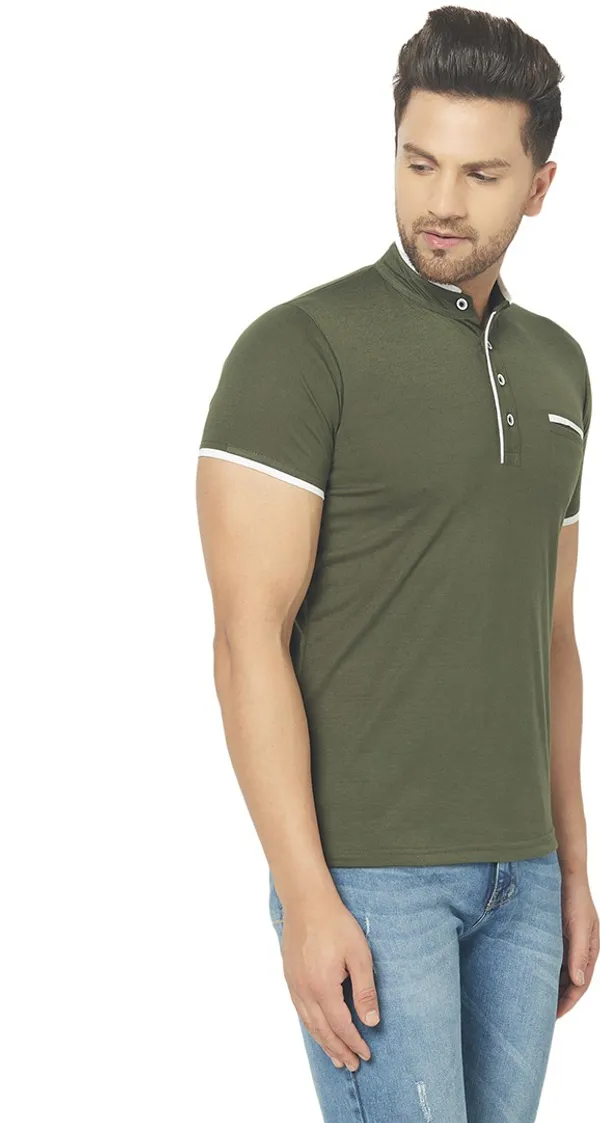 Dark_Green_Cotton_Solid_Henley_Neck_Regukar_Fit_T-Shirt_For_Men