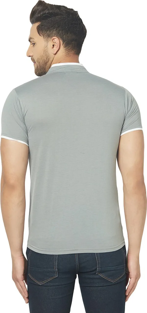 Grey_Cotton_Solid_Henley_Neck_Regukar_Fit_T-Shirt_For_Men