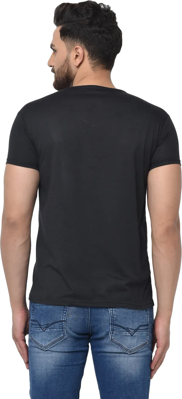 Black_Cotton_Solid_V_Neck_Regukar_Fit_T-Shirt_for_men