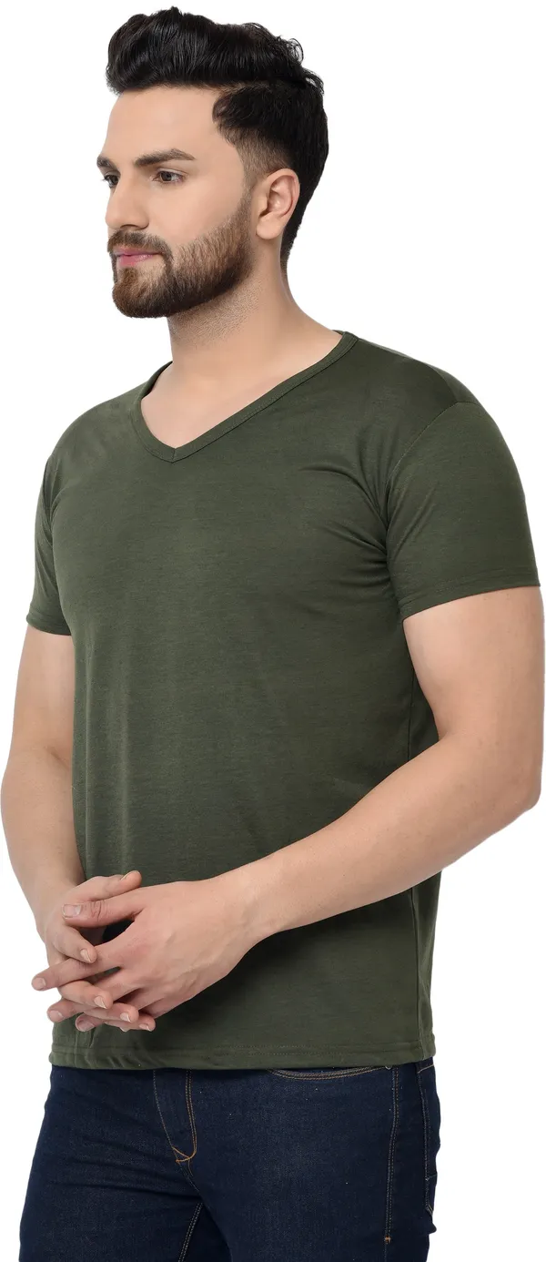 Dark_Green_Cotton_Solid_V_Neck_Regukar_Fit_T-Shirt_For_Men