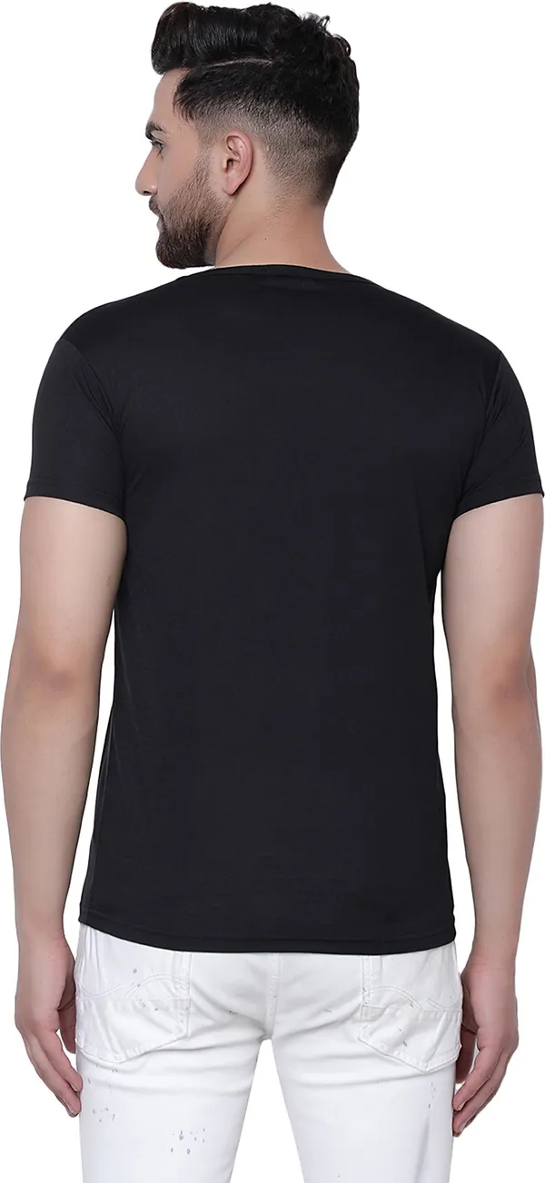 Black_Cotton_Solid_Round_Neck_Regukar_Fit_T-Shirt_For_Men