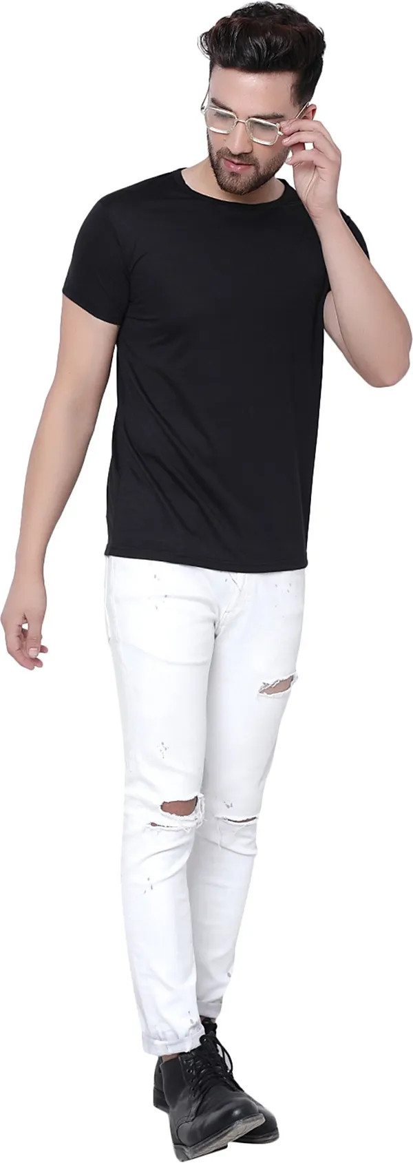 Black_Cotton_Solid_Round_Neck_Regukar_Fit_T-Shirt_For_Men