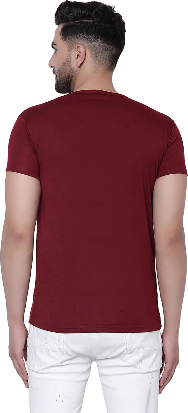 Maroon_Cotton_Solid_Round_Neck_Regukar_Fit_T-Shirt_For_Men