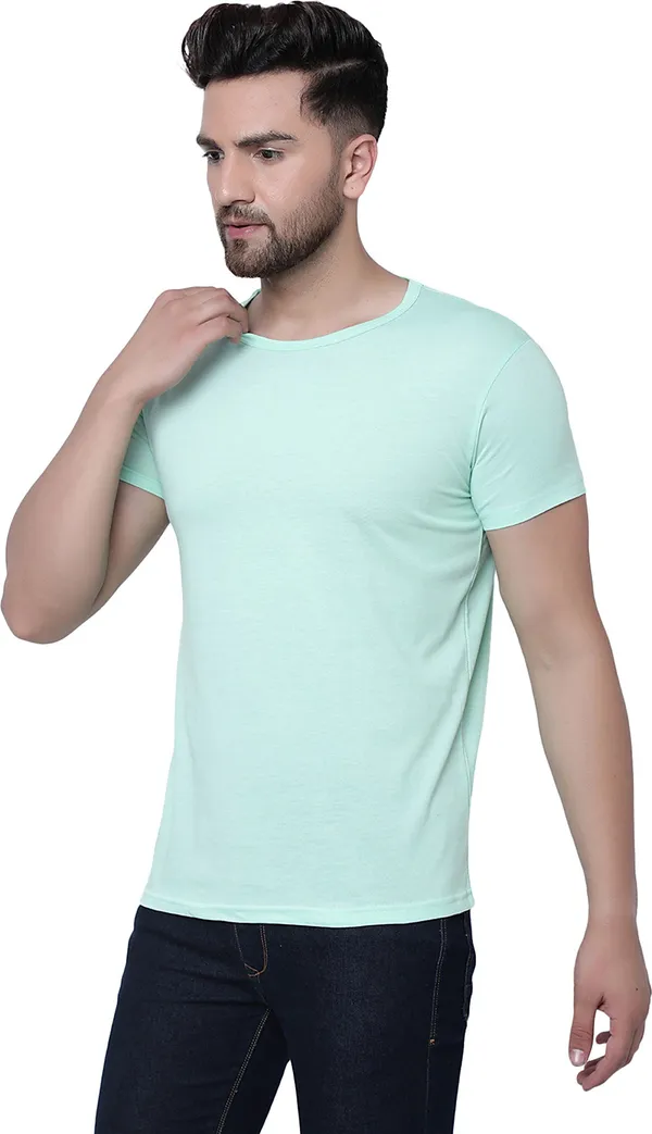 Green_Cotton_Solid_Round_Neck_Regukar_Fit_T-Shirt_for_men
