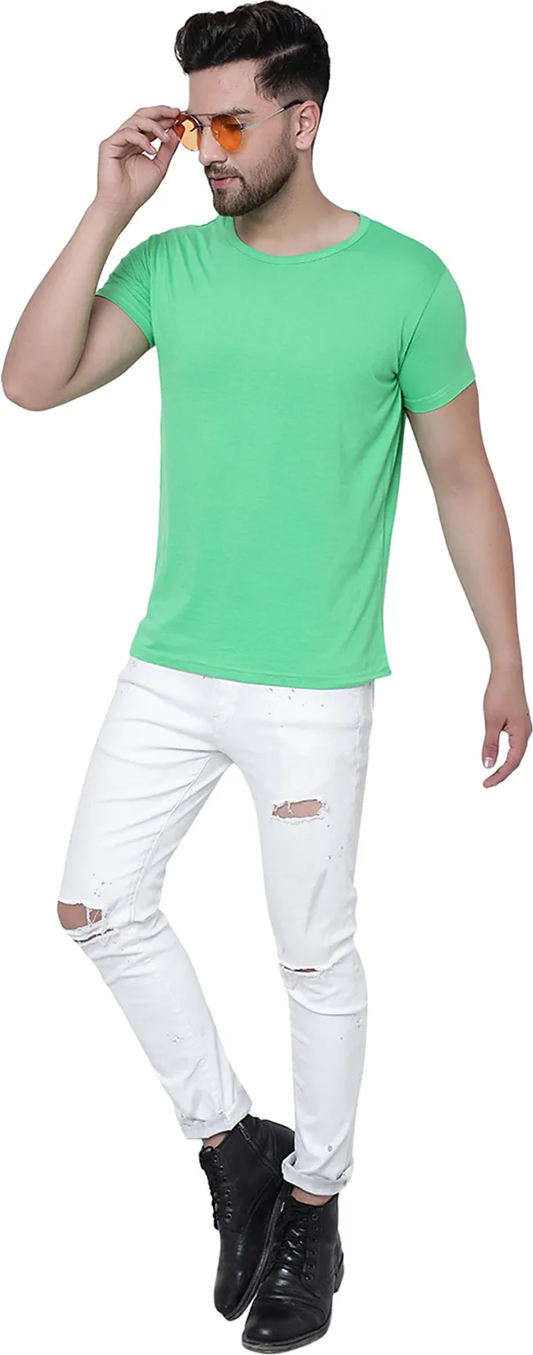 Green_Cotton_Solid_Round_Neck_Regukar_Fit_T-Shirt_for_men