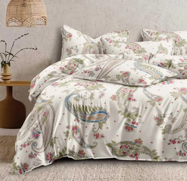 White_Printed_Glace_Cotton_Printed_Super_King_Size_Double_Bedsheet_For_Double_Bed_With-2_Pillow_Covers_108*108''