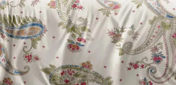 White_Printed_Glace_Cotton_Printed_Super_King_Size_Double_Bedsheet_For_Double_Bed_With-2_Pillow_Covers_108*108''