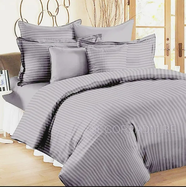 Grey_400_Heavy_Glace_Cotton_Plain_Stripe_Super_King_Size_Double_Bedsheet_For_Double_Bed_With-2_Pillow_Covers_108*108''