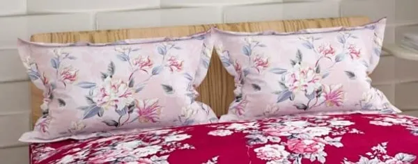 Red_Floral_Cotton_Printed_Super_King_Size_Double_Bedsheet_With-Two_Pillow_Covers