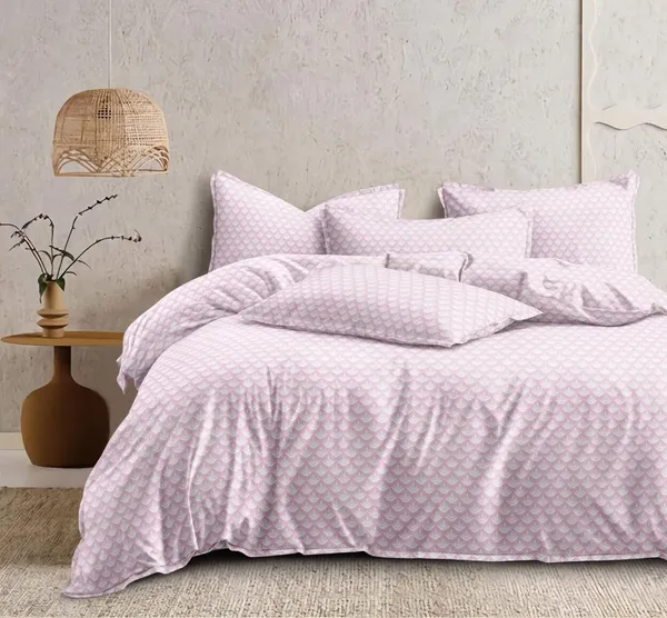 Pink_Printed_Premium_Glace_Cotton_Printed_Super_King_Size_Double_Bedsheet_With-2_Pillow_Covers,_108*108''