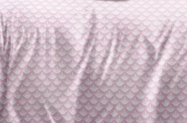 Pink_Printed_Premium_Glace_Cotton_Printed_Super_King_Size_Double_Bedsheet_With-2_Pillow_Covers,_108*108''