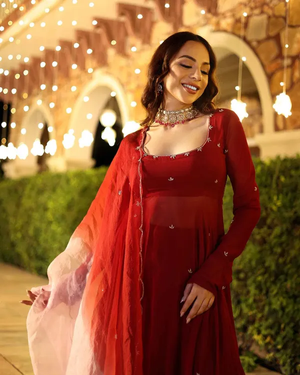 MAROON_BLUSH_EMBROIDERED_GEORGETTE_SUIT_SET