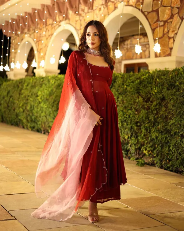 MAROON_BLUSH_EMBROIDERED_GEORGETTE_SUIT_SET